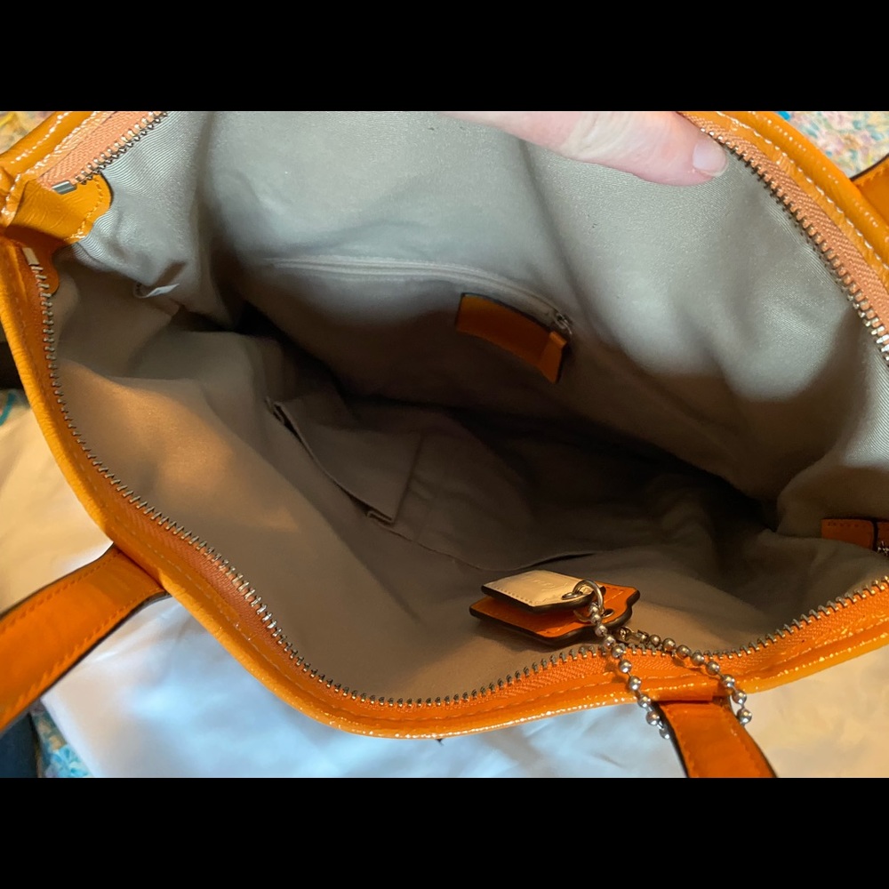 COACH F23304 Signature Foldover Tote - Picture 3 of 4